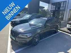 Zwart Gebruikt 2018 BMW 520 M Sport Stationwagen | € 22.950 (Eerlijke prijs)