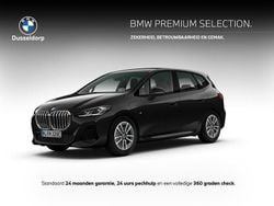 Saphirschwarz metallic (zwart metallic) Gebruikt 2025 BMW 230e Active Tourer Comfort Edition MPV | € 46.950