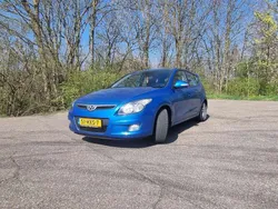 Blauw Gebruikt 2009 Hyundai i30 MPV | € 2.250 (Goede deal)