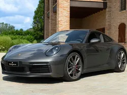 Grijsgrigio Gebruikt 2019 Porsche 911 Carrera 4S Coupé | € 132.000 (Eerlijke prijs)