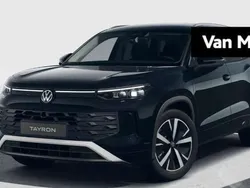 Zwart, metallic lak Nieuw 2025 VW Tayron Edition SUV | € 52.900 (Goede deal)