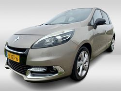 Bruin (metallic) Gebruikt 2012 Renault Scénic Bose Edition MPV | € 10.950 (Iets duurder)