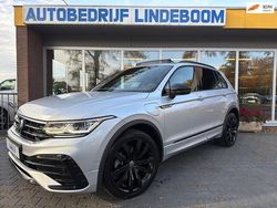 Grijs Gebruikt 2022 VW Tiguan Exclusive SUV | € 37.800 (Eerlijke prijs)