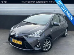 Grijs Gebruikt 2017 Toyota Yaris Hybrid Design Hatchback | € 15.900 (Eerlijke prijs)
