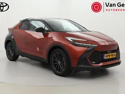Bruin Nieuw 2025 Toyota C-HR Premium SUV | € 46.999 (Duur)