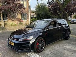 Zwart Gebruikt 2019 VW Golf VII GTI Stationwagen | € 23.750 (Goede deal)