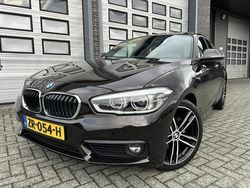 Bruin Gebruikt 2019 BMW 118 Sport Line Hatchback | € 17.949 (Eerlijke prijs)