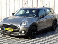 Grijs Gebruikt 2017 Mini One Clubman Business Stationwagen | € 13.950 (Eerlijke prijs)