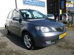 Grijs Gebruikt 2004 Mazda 2 Sportive MPV | € 1.750 (Eerlijke prijs)