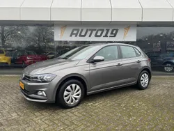 Grijs Gebruikt 2020 VW Polo Comfortline Hatchback | € 14.919 (Eerlijke prijs)