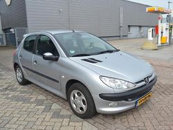 Grijs Gebruikt 2000 Peugeot 206 | € 1.649 (Duur)