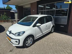 Wit Gebruikt 2017 VW up! high up! Hatchback | € 8.450 (Eerlijke prijs)