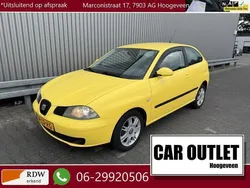 Geel, metallic lak Gebruikt 2002 Seat Ibiza Sport Hatchback | € 1.250 (Eerlijke prijs)