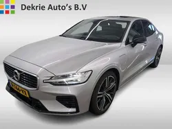 Grijs Gebruikt 2020 Volvo S60 R-Design Sedan | € 31.990 (Iets duurder)