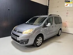 Grijs Gebruikt 2018 Citroën Berlingo XTR MPV | € 11.950 (Goede deal)