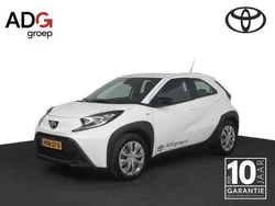 Wit Nieuw 2025 Toyota Aygo Play Hatchback | € 21.250 (Eerlijke prijs)