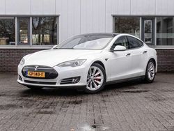 Wit Gebruikt 2015 Tesla Model S Performance Hatchback | € 20.950 (Eerlijke prijs)