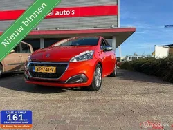 Oranje Gebruikt 2019 Peugeot 208 Allure Hatchback | € 9.750 (Goede deal)