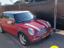 Rood Gebruikt 2003 Mini Cooper Pepper Hatchback | € 2.500