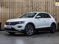 Wit Gebruikt 2018 VW T-Roc Sportline SUV | € 21.500 (Goede deal)