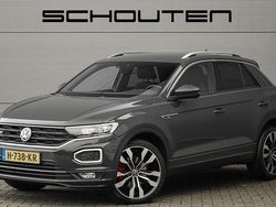 Grijs Gebruikt 2020 VW T-Roc Business SUV | € 25.900 (Eerlijke prijs)