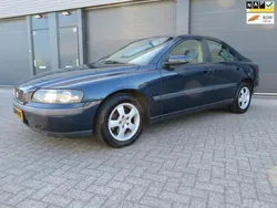 Blauw Gebruikt 2004 Volvo S60 Sedan | € 2.750 (Eerlijke prijs)