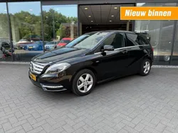 Zwart Gebruikt 2012 Mercedes B180 Ambition MPV | € 8.450 (Goede deal)
