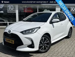 Wit Gebruikt 2023 Toyota Yaris Hatchback | € 22.950 (Eerlijke prijs)
