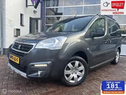 Grijs, metallic lak Gebruikt 2017 Peugeot Partner Tepee Active MPV | € 10.999 (Eerlijke prijs)