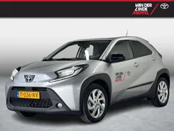 Grijs Gebruikt 2023 Toyota Aygo Edition Hatchback | € 17.950 (Eerlijke prijs)