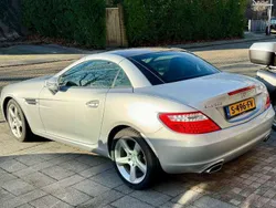 Zilver Gebruikt 2015 Mercedes SLK200 Cabriolet | € 23.000 (Eerlijke prijs)