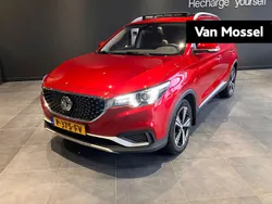 Rood Gebruikt 2021 MG ZS Luxury Sedan | € 17.495 (Eerlijke prijs)