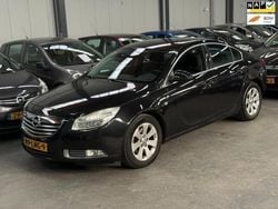 Zwart Gebruikt 2010 Opel Insignia Edition Sedan | € 4.999 (Goede deal)