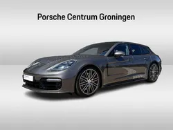 Grijs, metallic lak Gebruikt 2018 Porsche Panamera 4 Sport Turismo Sedan | € 74.900 (Eerlijke prijs)