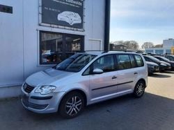 Zilver Gebruikt 2010 VW Touran MPV | € 1.449