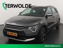Grijs Gebruikt 2022 Kia Niro SUV | € 29.840 (Eerlijke prijs)