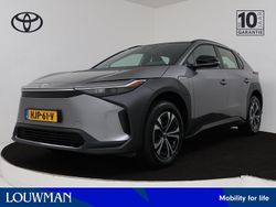 Grijs Gebruikt 2025 Toyota bZ4X Active SUV | € 34.945 (Goede deal)