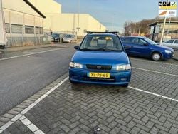 Blauw Gebruikt 1999 Mazda Demio Hatchback | € 400