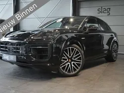 Zwart Gebruikt 2025 Porsche Cayenne SUV | € 129.900