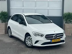 Wit Gebruikt 2021 Mercedes 200 MPV | € 9.999