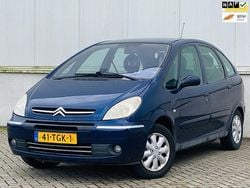 Blauw Gebruikt 2006 Citroën Xsara Picasso Attraction MPV | € 1.299 (Goede deal)