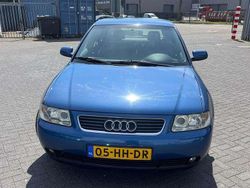 Blauw Gebruikt 2001 Audi A3 Attraction Hatchback | € 1.900 (Eerlijke prijs)