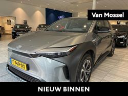 Grijs Gebruikt 2023 Toyota bZ4X Active SUV | € 29.445 (Goede deal)