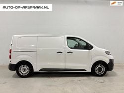 Wit Gebruikt 2022 Opel Vivaro-e Combi Edition Van | € 14.444 (Super prijs)