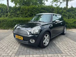 Zwart Gebruikt 2009 Mini Cooper Hatchback | € 4.450 (Eerlijke prijs)
