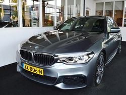 Grijs Gebruikt 2019 BMW 530 Executive Stationwagen | € 36.900 (Eerlijke prijs)