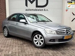 Grijs, metallic lak Gebruikt 2007 Mercedes C180 Sedan | € 6.999 (Goede deal)