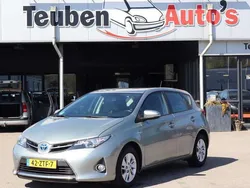 Grijs Gebruikt 2013 Toyota Auris Hybrid Hatchback | € 8.395 (Eerlijke prijs)