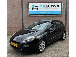 Zwart Gebruikt 2012 Fiat Punto Evo Easy Hatchback | € 5.199 (Eerlijke prijs)