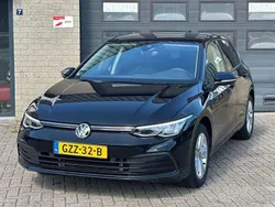 Zwart, metallic lak Gebruikt 2021 VW Golf VIII Business Hatchback | € 23.577 (Goede deal)